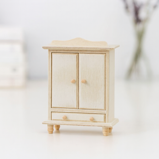 Miniatur Schrank 10,8cm aus Holz – Wichtel Zubehör für Puppenhaus, Diorama & Modellbau