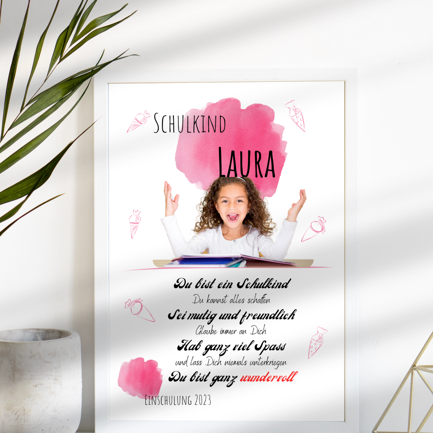 Personalisierte Einschulungs-Urkunde für Mädchen mit Wunschfoto. Digitaler Download, schnell lieferbar, perfekt als Last-Minute-Geschenk.