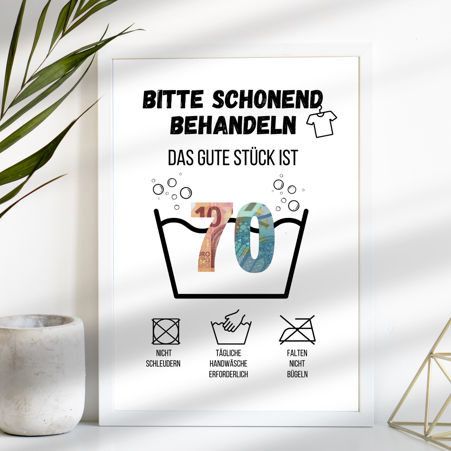 Originelles Geldgeschenk zum 70. Geburtstag: Digitaler Download im „Waschanleitung“-Design. Einfach ausdrucken, rahmen & Geldscheine hinterlegen. Last-Minute Geschenkidee!