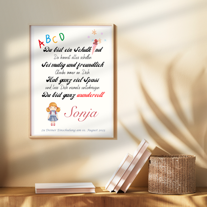 Personalisiertes ABC Poster für Mädchen zur Einschulung – Urkunde erster Schultag mit Name & Datum. Digitaler Download im DIN A4 Format. Perfekt als Last-Minute-Geschenk zum Ausdrucken & Einrahmen.