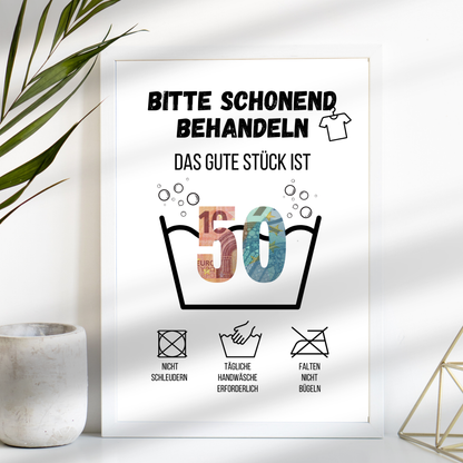 Originelles Geldgeschenk zum 50. Geburtstag: Waschanleitung-Vorlage als Digitaler Download. Einfach ausdrucken, ausschneiden & mit Geldscheinen dekorieren. Last Minute Geschenkidee!